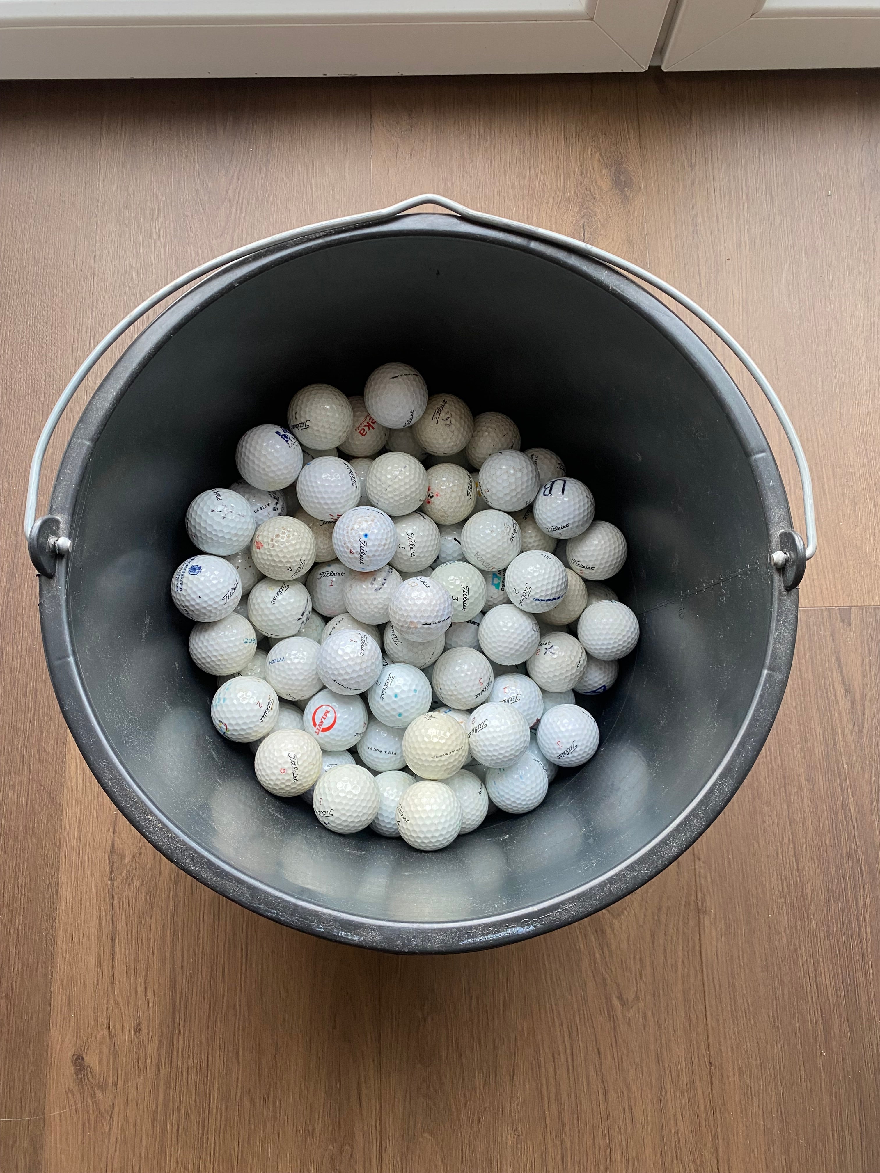 Titleist Lakeballs, ein Dutzend verpackt im Versandkarton